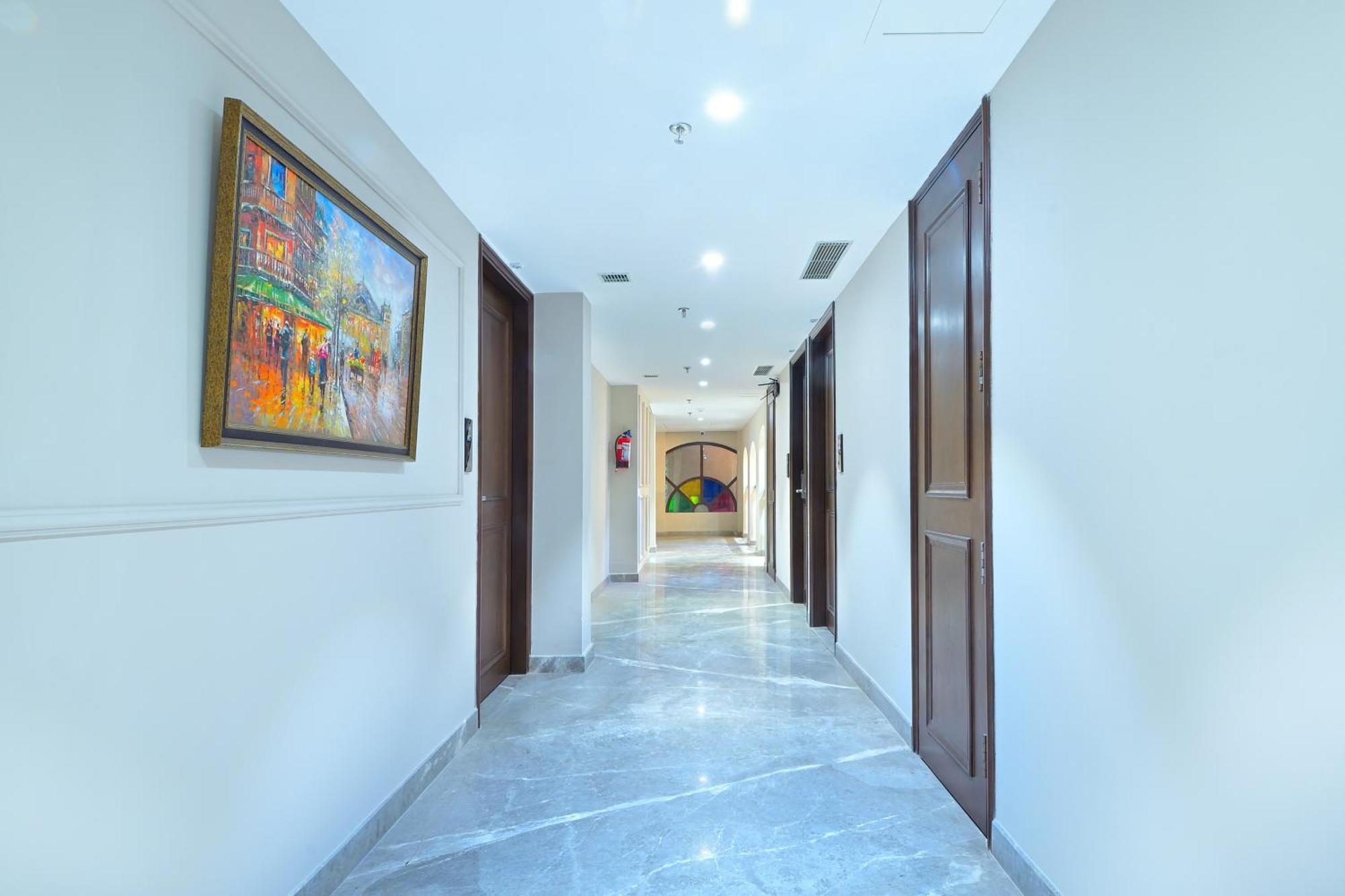 Hotel Sapphire House - 3 Mins Walk From Metro And 5 Mins From Rail Station 新德里 外观 照片